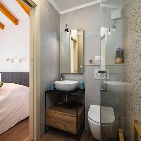 Skriveni Dragulj - A Peaceful Oasis With A Sea View Villa Trogir